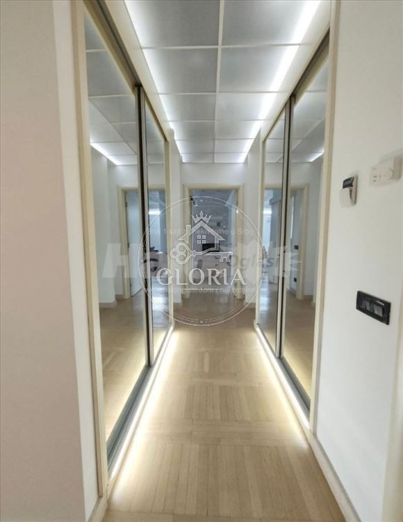 Четырёхкомнатная квартира, 148 м², Дедине, Савски-Венац, фото 10