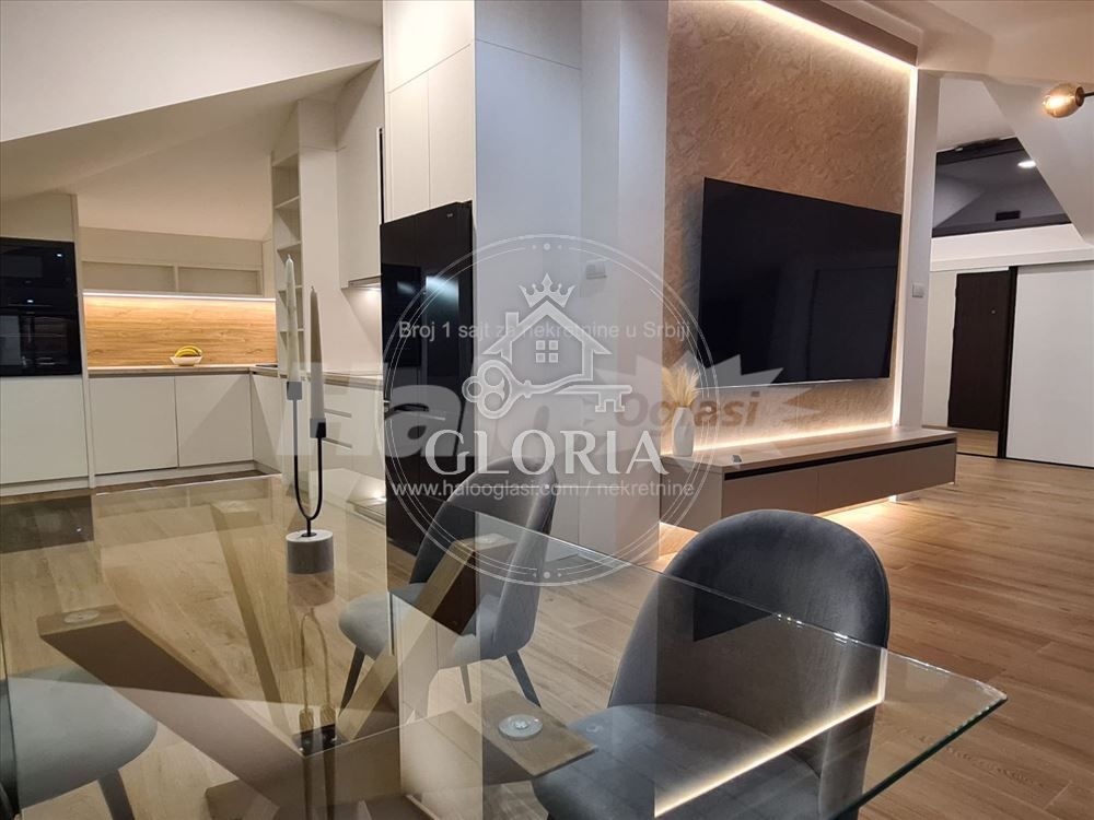Трёхкомнатная квартира, 360 м², Дедине, Савски-Венац, фото 9