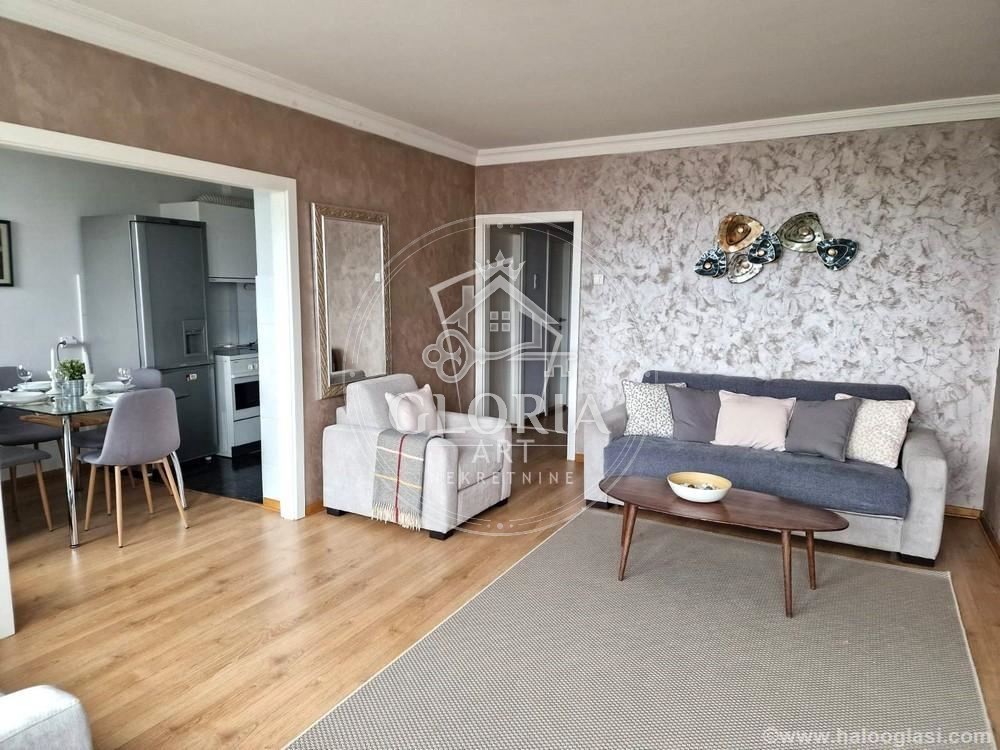 Трёхкомнатная квартира, 67 м², Хотел Хиатт, Новый Белград, фото 2