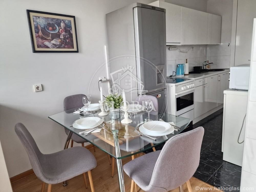 Трёхкомнатная квартира, 67 м², Хотел Хиатт, Новый Белград, фото 5