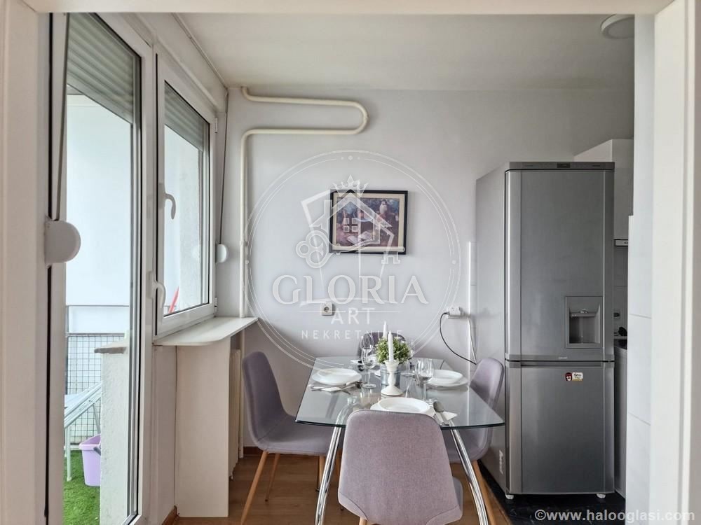 Трёхкомнатная квартира, 67 м², Хотел Хиатт, Новый Белград, фото 6