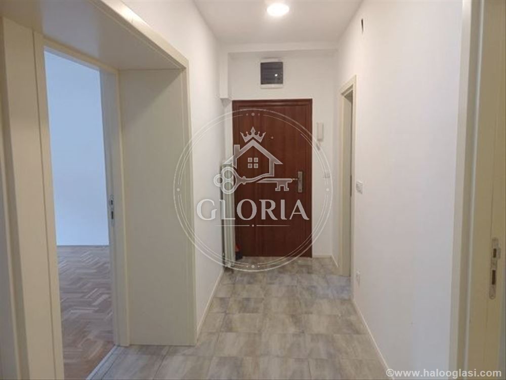 Трёхкомнатная квартира, 59 м², Каленич пияца -, Врачар, фото 10