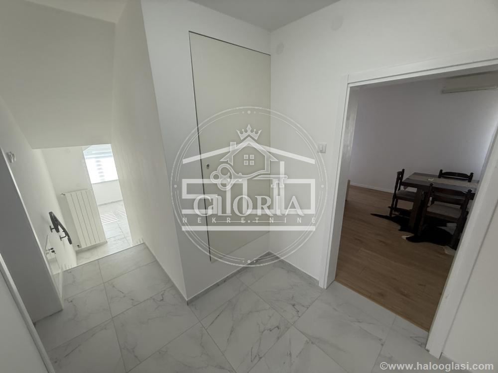 Трёхкомнатная квартира, 100 м², Железник -, Чукарица, фото 10