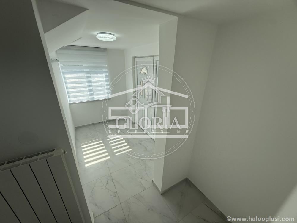 Трёхкомнатная квартира, 100 м², Железник -, Чукарица, фото 11