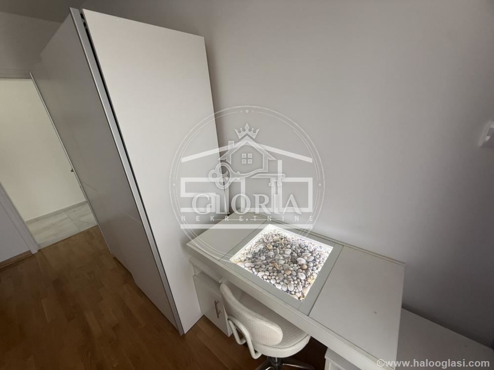Трёхкомнатная квартира, 100 м², Железник -, Чукарица, фото 9