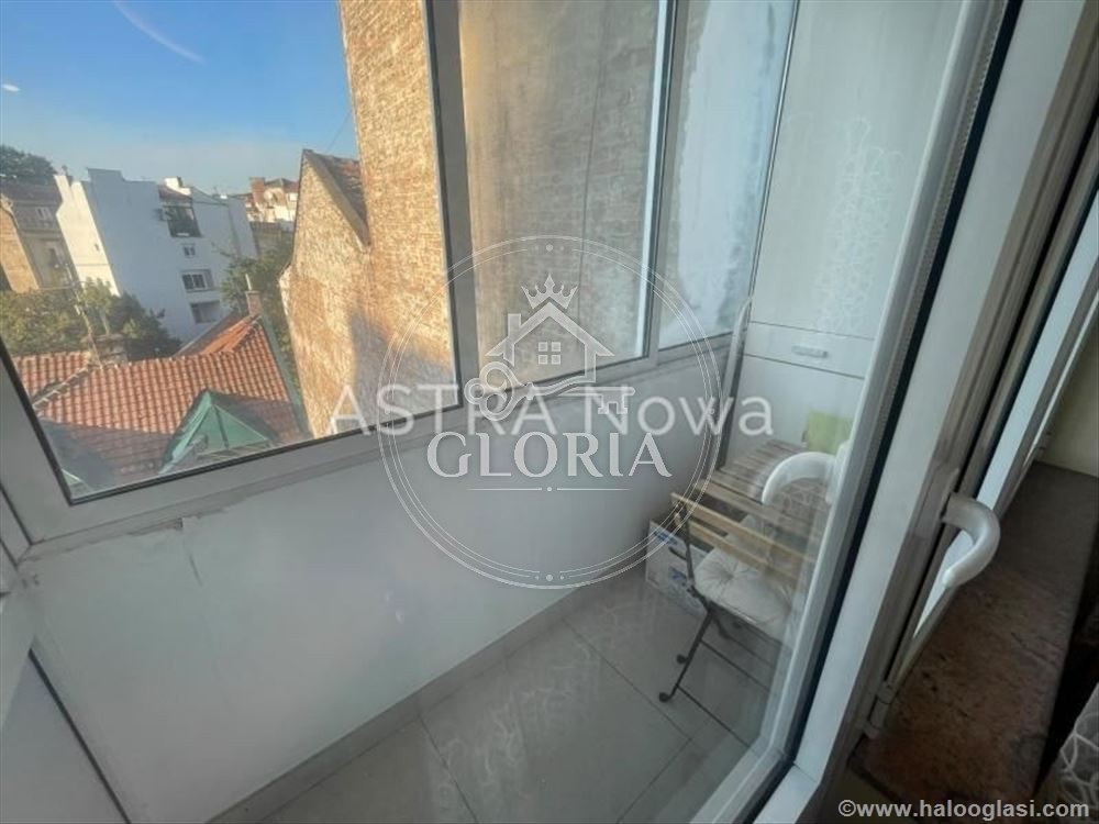 Трёхкомнатная квартира, 75 м², Центр, Старый город, фото 12