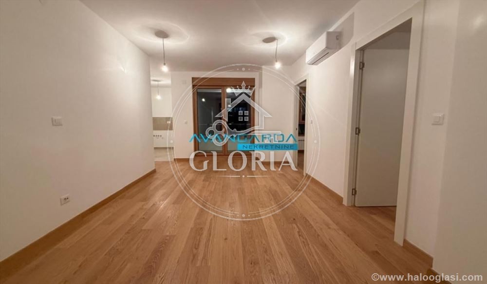 Трёхкомнатная квартира, 88 м², Блок 65, Новый Белград