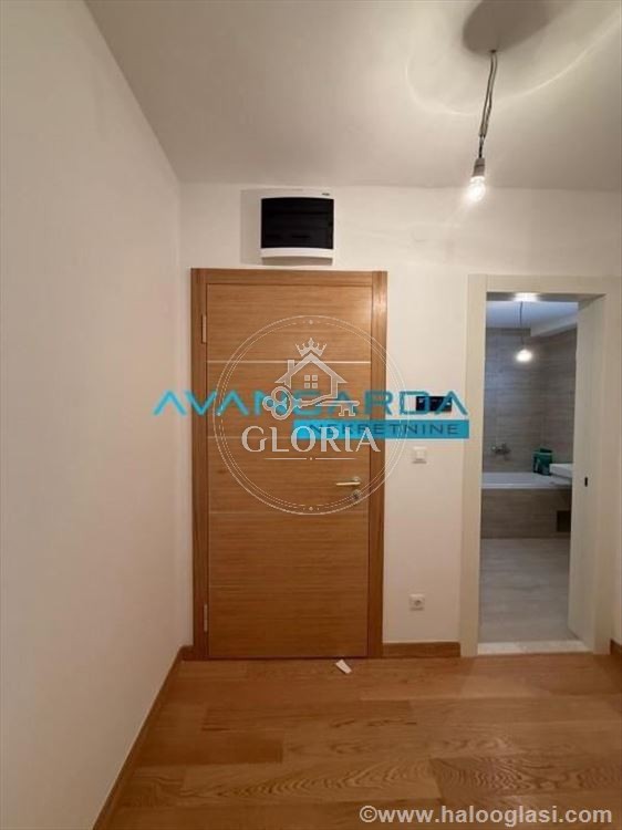 Трёхкомнатная квартира, 88 м², Блок 65, Новый Белград, фото 10