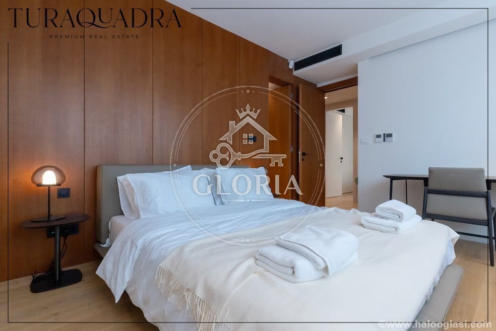 Трёхкомнатная квартира, 119.9 м², Андричев венац -, Старый город, фото 12