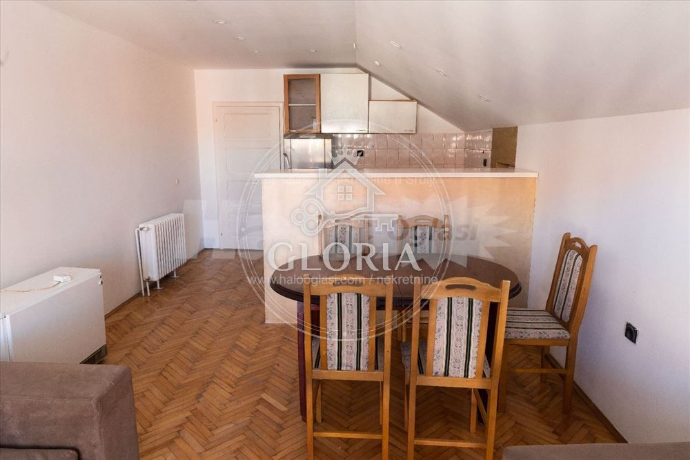 Двухкомнатная квартира, 110 м², Борча, Палилула, фото 2
