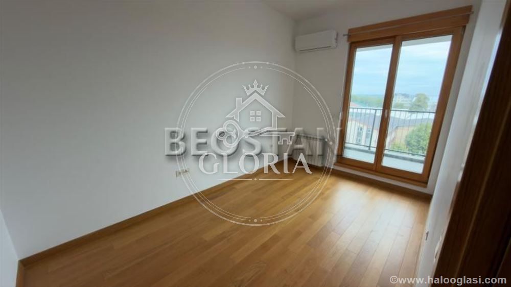 Четырёхкомнатная квартира, 102 м², Земунске капие, Земун, фото 8