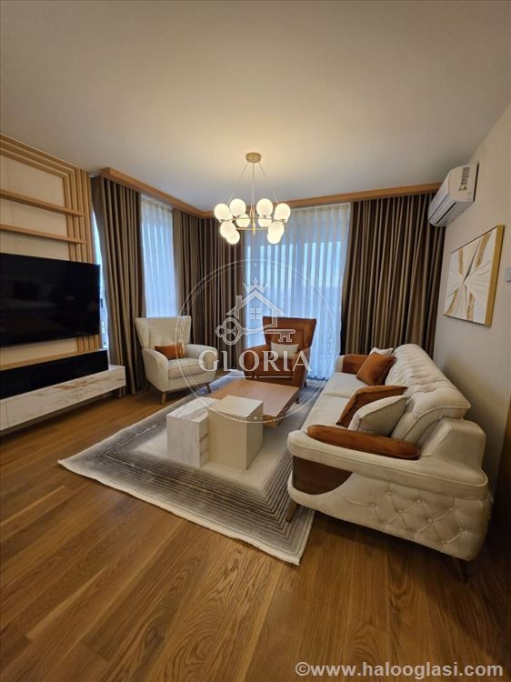 Трёхкомнатная квартира, 80 м², Београд на води -, Савски-Венац