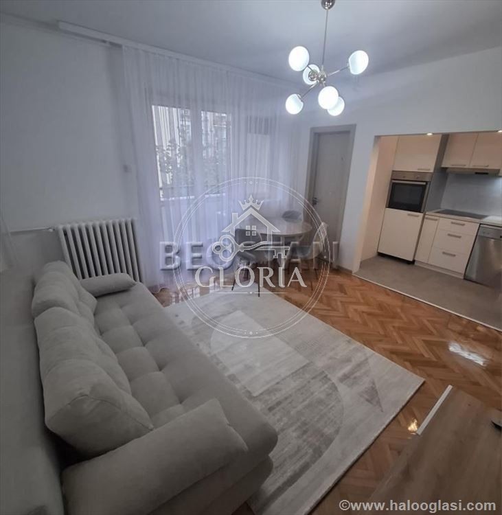 Трёхкомнатная квартира, 52 м², Црвени крст, Врачар, фото 3