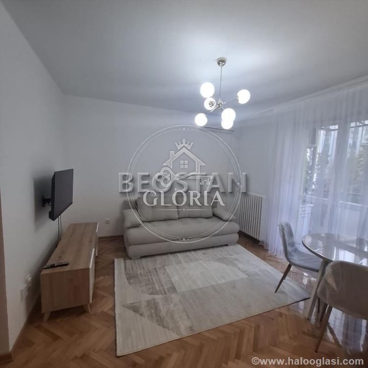 Трёхкомнатная квартира, 52 м², Црвени крст, Врачар, фото 8
