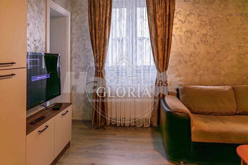 Двухкомнатная квартира, 34 м², Центр, Градска локация, фото 12