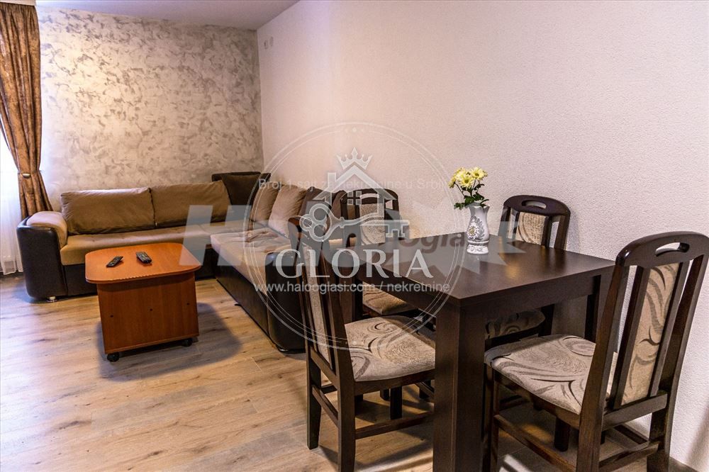 Двухкомнатная квартира, 34 м², Центр, Градска локация, фото 3