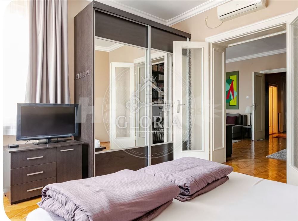 Трёхкомнатная квартира, 80 м², Зелени венац, Старый город, фото 15