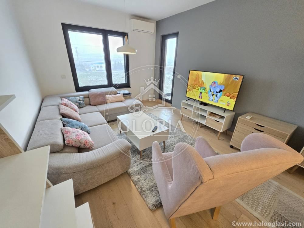 Трёхкомнатная квартира, 75 м², Блок 43, Новый Белград