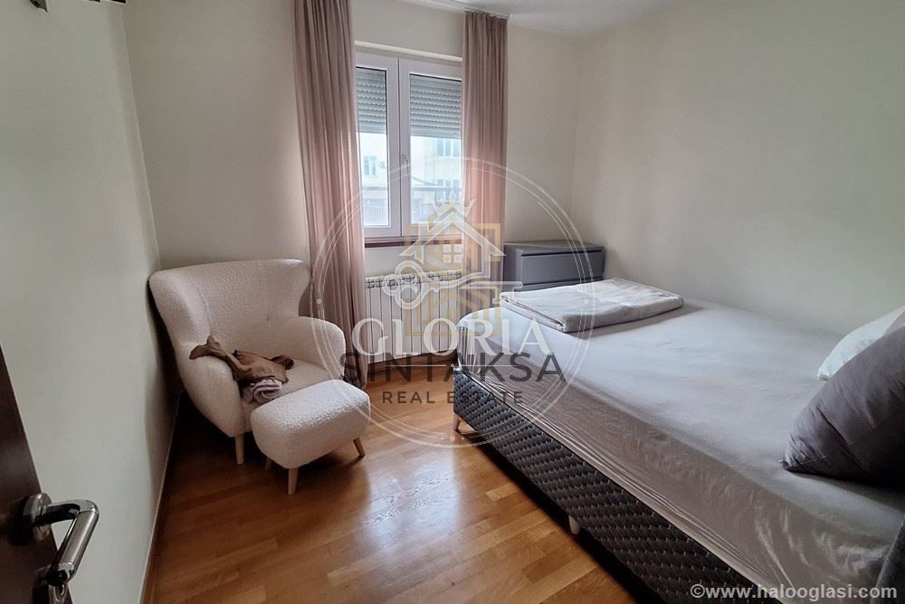 Четырёхкомнатная квартира, 179 м², Краля Петра, Старый город, фото 15