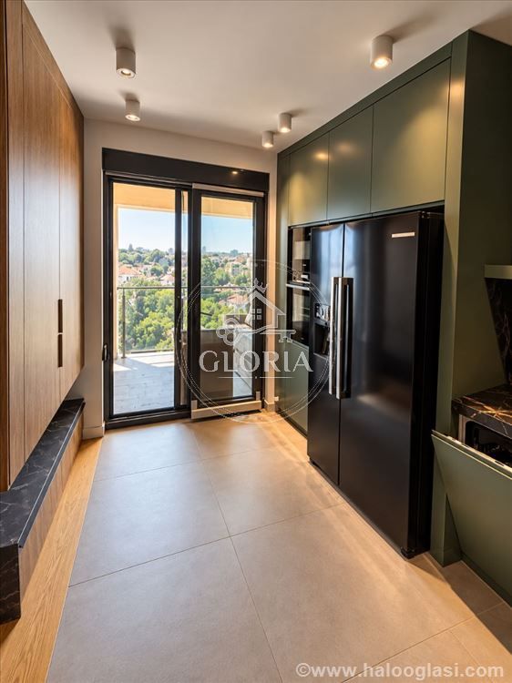 Трёхкомнатная квартира, 85 м², Модерно опремлен, Луксузан, фото 5