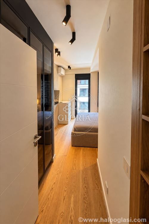 Трёхкомнатная квартира, 85 м², Модерно опремлен, Луксузан, фото 9