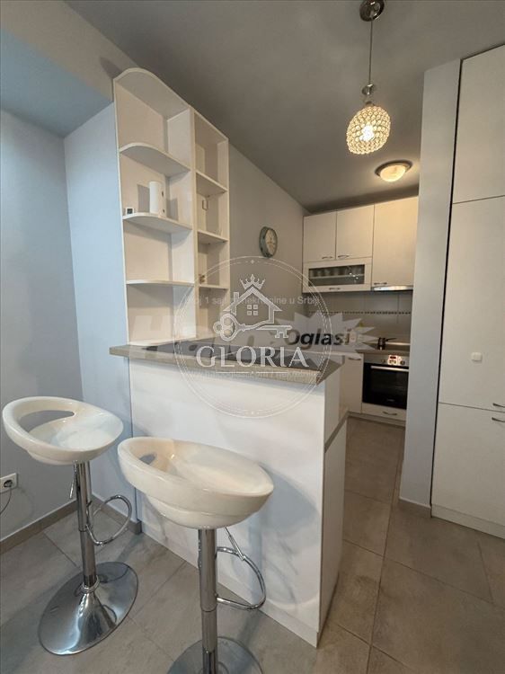 1,5-комнатная квартира, 38 м², Градска болница, Звездара, фото 3