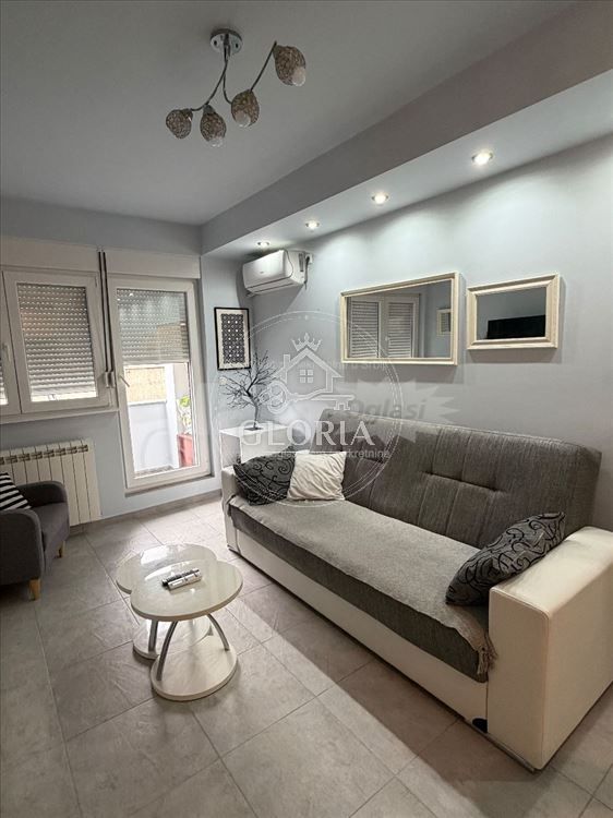 1,5-комнатная квартира, 38 м², Градска болница, Звездара, фото 5