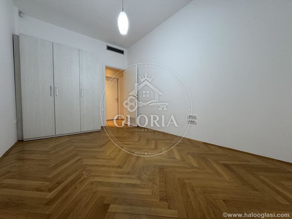Трёхкомнатная квартира, 111 м², Храм светог Саве -, Врачар, фото 6
