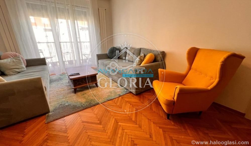 Трёхкомнатная квартира, 65 м², Центр, Палилула