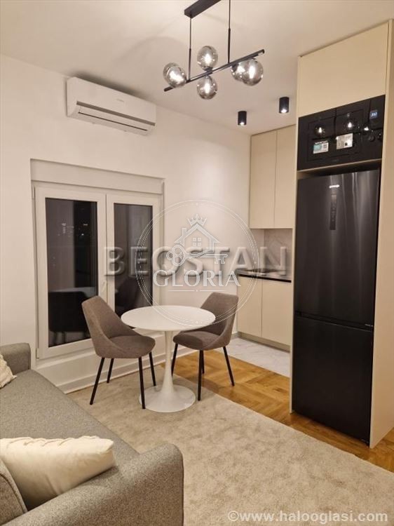 2,5-комнатная квартира, 40 м², Дорчол, Старый город