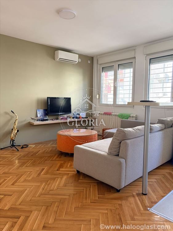 1,5-комнатная квартира, 40 м², Зира, Палилула