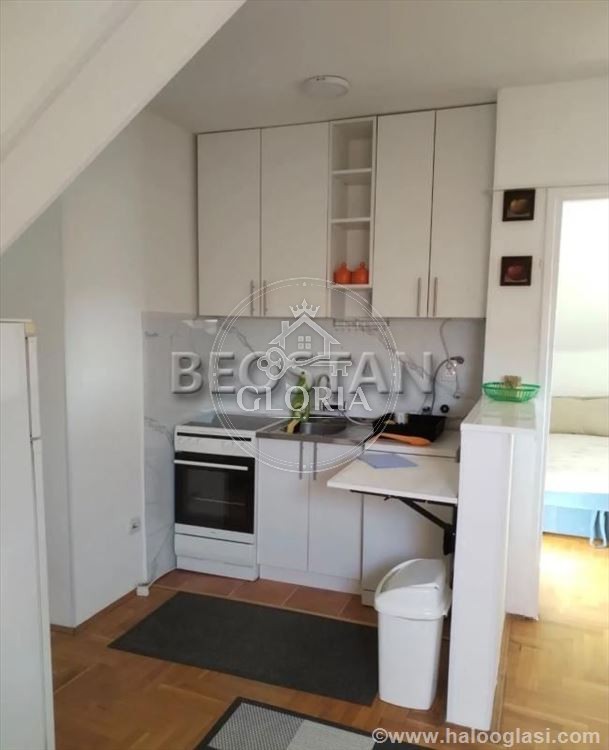 Двухкомнатная квартира, 42 м², Цветкова пияца, Звездара, фото 5