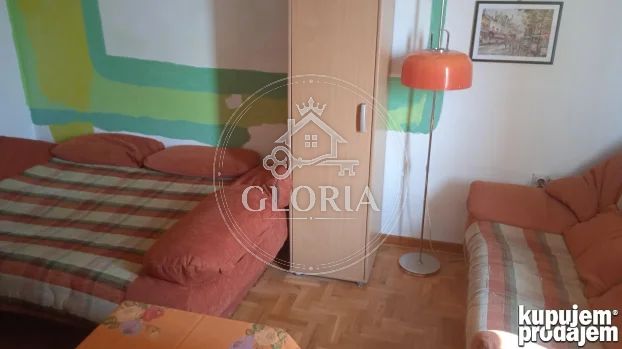 Двухкомнатная квартира, 35 м², Земун