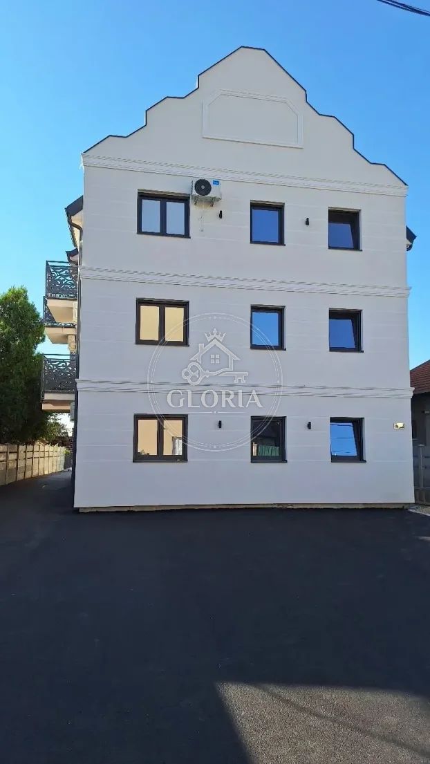 Двухкомнатная квартира, 55 м², Сурчин
