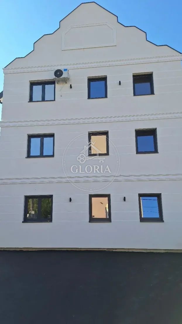 Двухкомнатная квартира, 55 м², Сурчин, фото 2