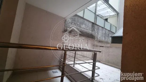 Двухкомнатная квартира, 45 м², Аутокоманда, Вождовац, фото 12