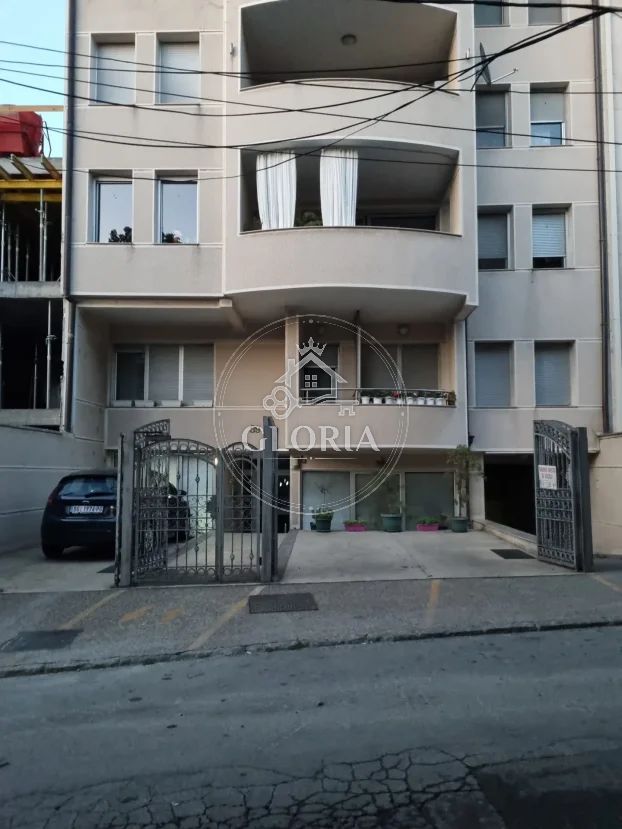 Двухкомнатная квартира, 45 м², Аутокоманда, Вождовац, фото 4