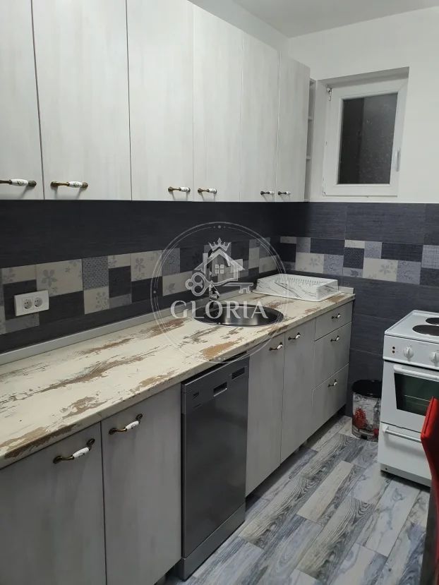 2,5-комнатная квартира, 51 м², Сурчин (mesto), Сурчин, фото 2
