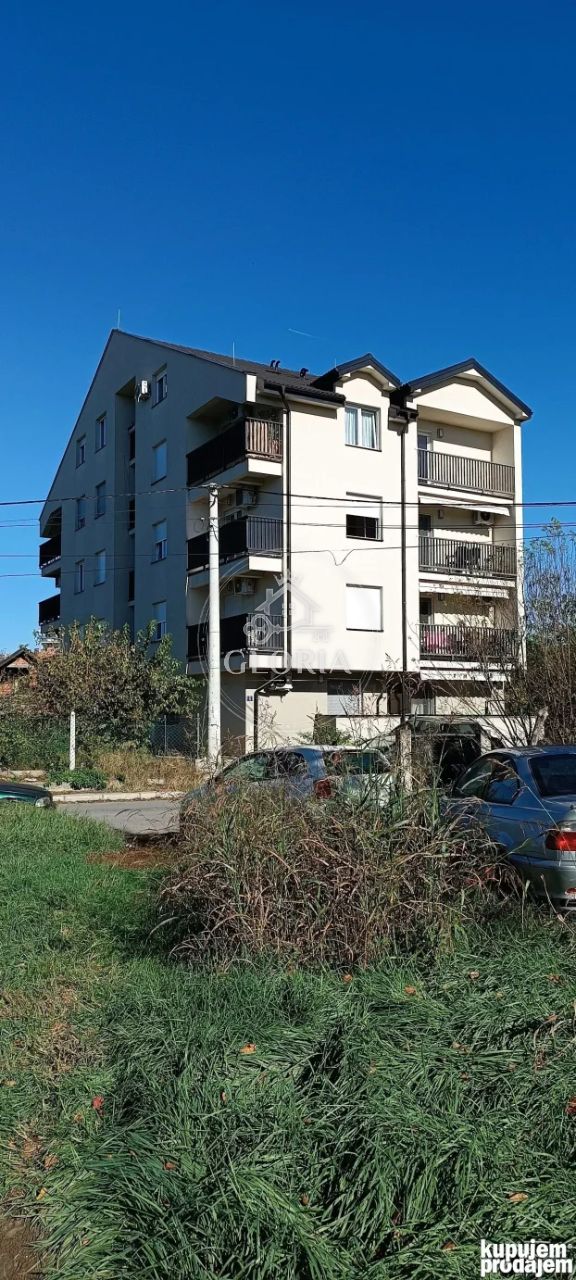 Трёхкомнатная квартира, 58 м², Борча, Палилула