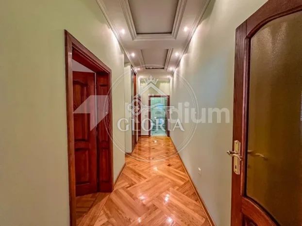 Дом, 580 м², Младеновац (mesto), Младеновац, фото 13