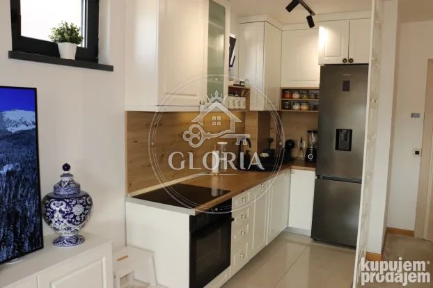 Четырёхкомнатная квартира, 103 м², Йове Илича, Вождовац, фото 2