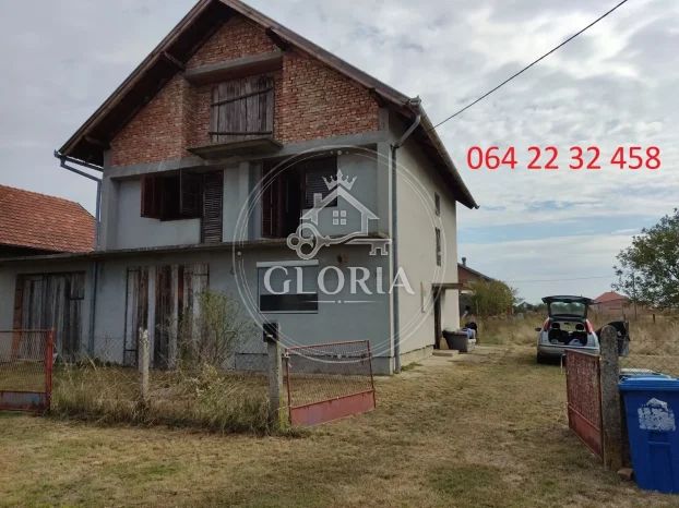 Дом, 220 м², Грмовац, Земун