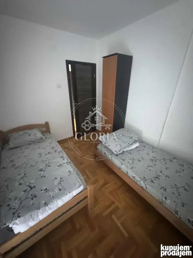 5-комнатная квартира, 110 м², Лазаревац, фото 11