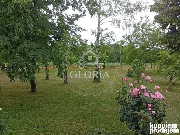 Дом, 106 м², Корачица, Младеновац