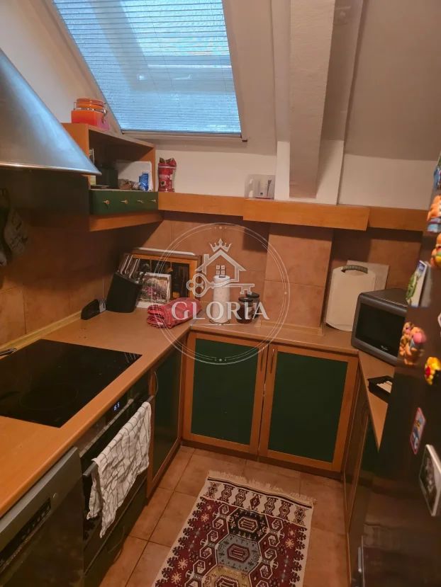 Трёхкомнатная квартира, 74 м², Блок 70 (kineski тржни centar), Новый Белград, фото 12