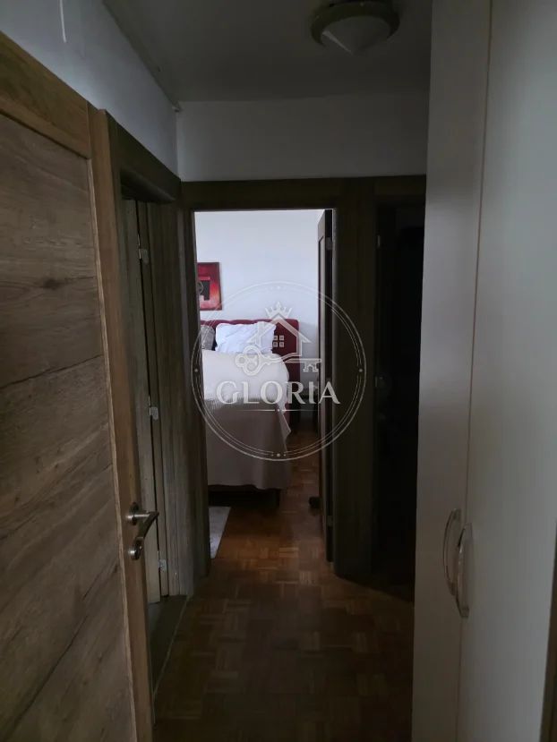 Трёхкомнатная квартира, 74 м², Блок 70 (kineski тржни centar), Новый Белград, фото 5