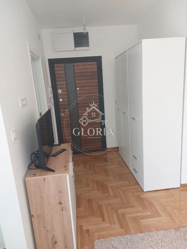 Студия, 24 м², Алтина, Земун, фото 12