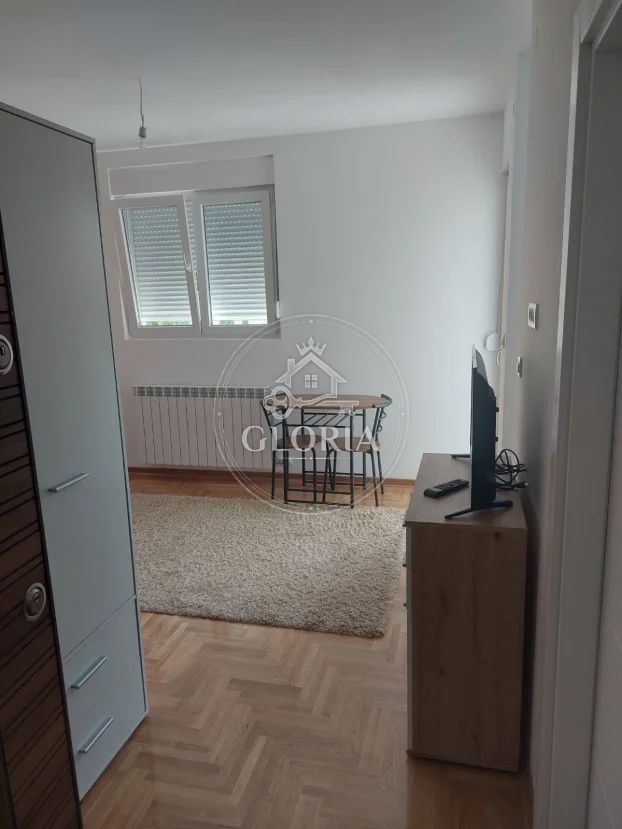 Студия, 24 м², Алтина, Земун, фото 8