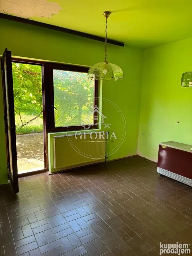 Дом, 423 м², Мала Врбица, Младеновац, фото 2