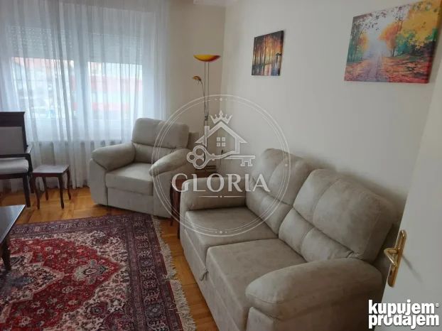 Трёхкомнатная квартира, 100 м², © ОпенСтреетМап цонтрибуторс, Земун, фото 5